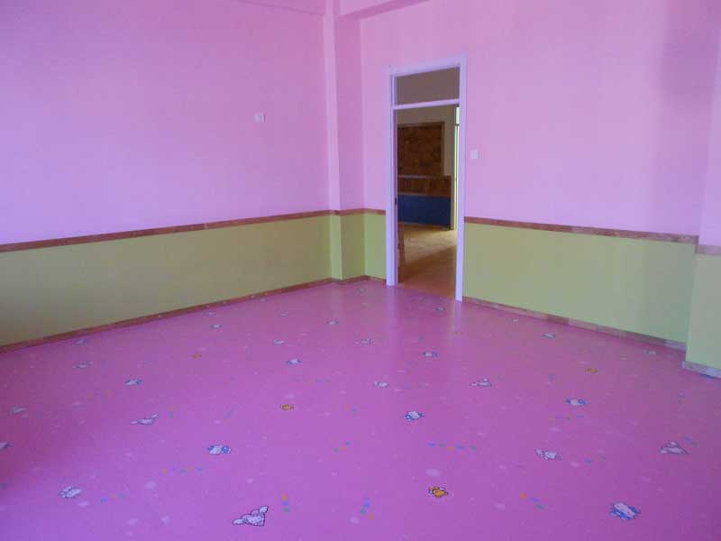 pvc地板與瓷磚、木地板、地毯相比有哪些優(yōu)勢(shì)呢？