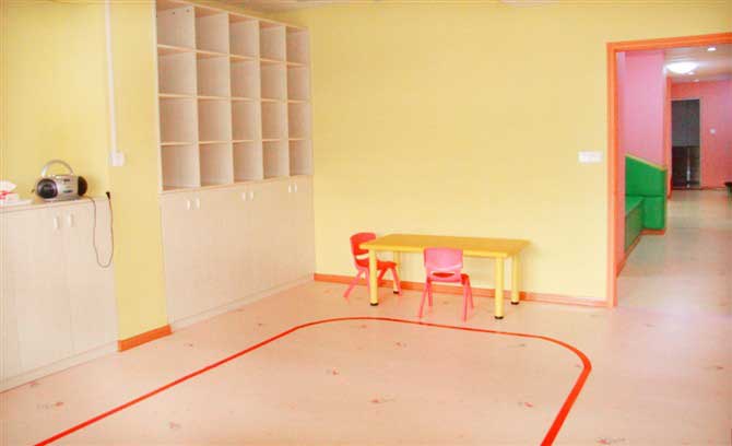 塑膠地板成為當今的主流產品，火爆各個行業