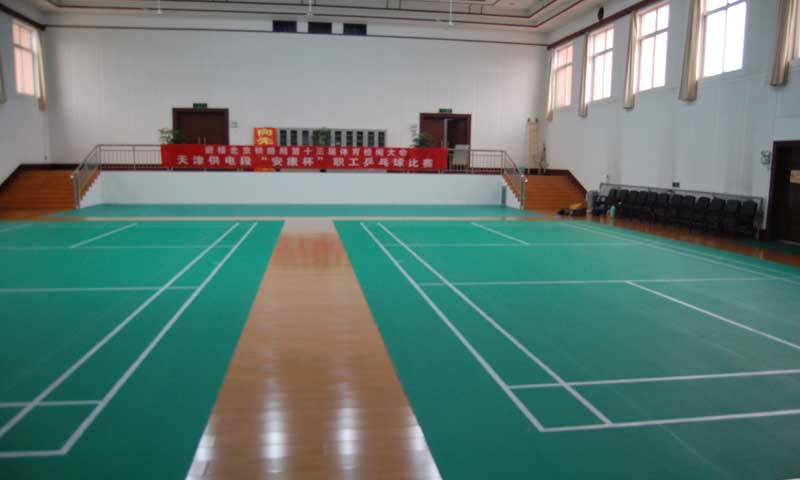 究竟是什么原因造成了塑膠地板價格上存在這么大的差異呢？